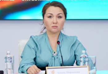 Политолог о конфликте России и Украины: Казахстан становится целью пропаганды с обеих сторон