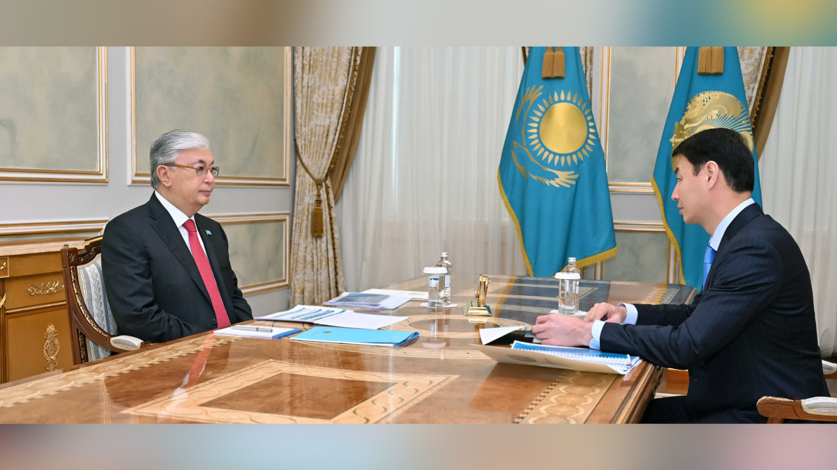 Аким Туркестанской области рассказал Президенту о социально-экономическом развитии региона за 2023 год