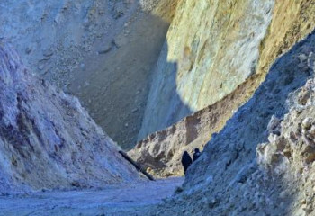 «Майқайың-алтын» АҚ тау-кен ауданындағы опырылған жерде іздестіру жұмыстары жалғасып жатыр