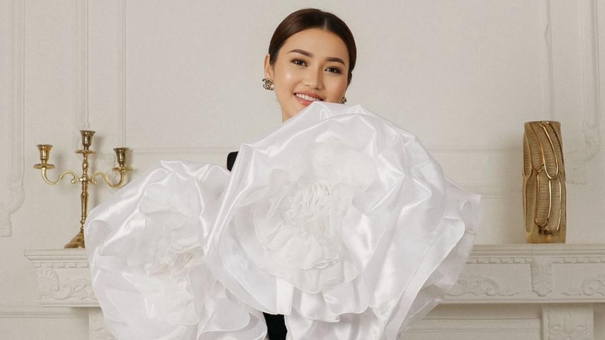  instagram.com/erke_esmahan 