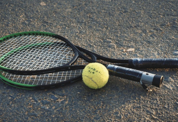 Әлемнің бірінші ракеткасы қарыздарын қайтармағаны үшін сотталды