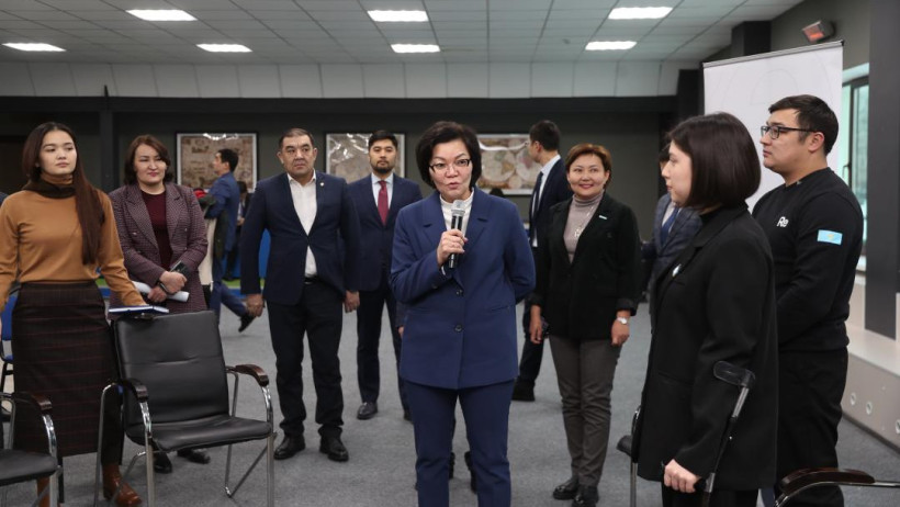  Еңбек және халықты әлеуметтік қорғау министрлігі 