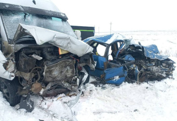 Абай облысында  жантүршігерлік жол апатынан екі адам мерт болды