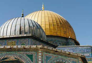 Жители Шымкента заявили, что акимат сносит древнюю мечеть