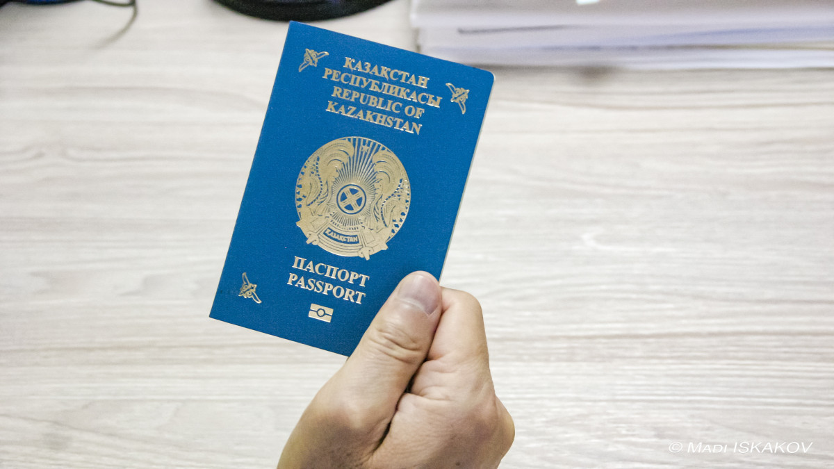 У казахстанцев забрали паспорта в Нигере
