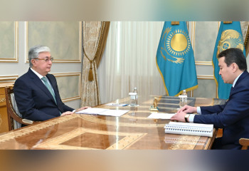 Президент заслушал доклад премьер-министра об основных итогах развития Казахстана за 2023 год