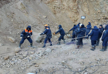 Аварийно-спасательные работы на территории АО «Майкаинзолото» продолжаются в сложных условиях