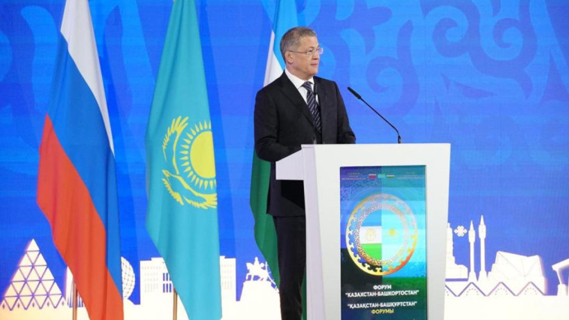  Minister of Industry and Construction 