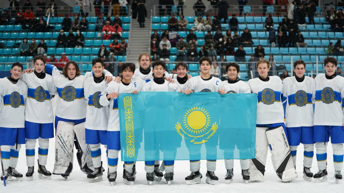 Сборная Казахстана по хоккею (3 на 3) завоевала бронзу на Юношеских Олимпийских играх