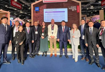 Министр просвещения РК встретился с представителями крупных международных компаний по вопросам внедрения искусственного интеллекта