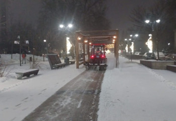 Алматы засыпает снегом