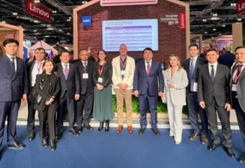 Kazakh Minister of Education meets with representatives of large international companies on introduction of artificial intelligence