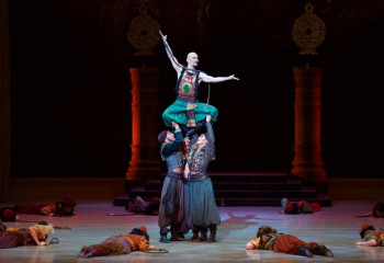 Казахстанский артист балета так хорошо станцевал, что его отметили на международном уровне