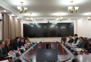 Ажар Ғиният Үндістан елшісімен кездесу өткізді