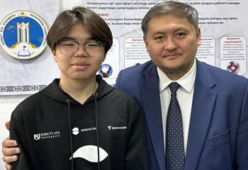 Қызылордалық оқушы жасанды интеллектіні қазақша сөйлетті