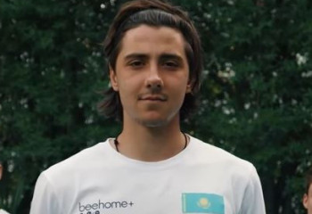 В Казахстане официально представили шестую ракетку России