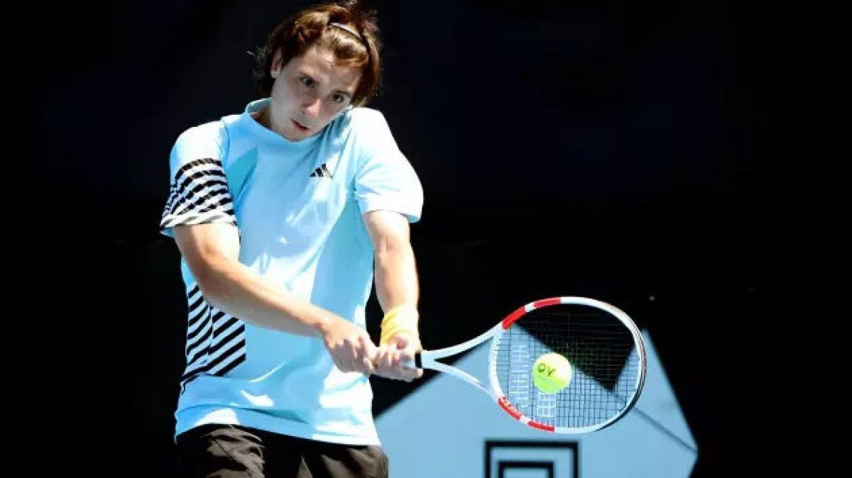 Российский теннисист из топ-50 объявил о переходе под флаг Казахстана