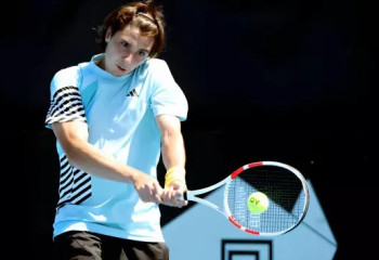 Российский теннисист из топ-50 объявил о переходе под флаг Казахстана