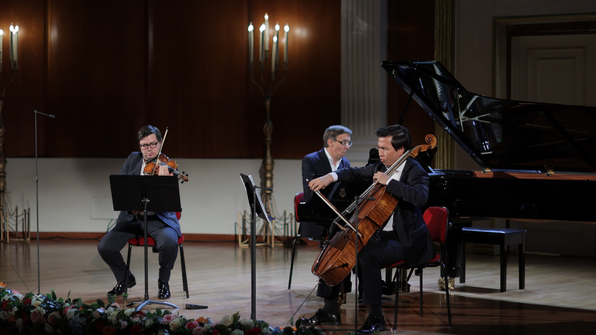  astanaopera.kz 