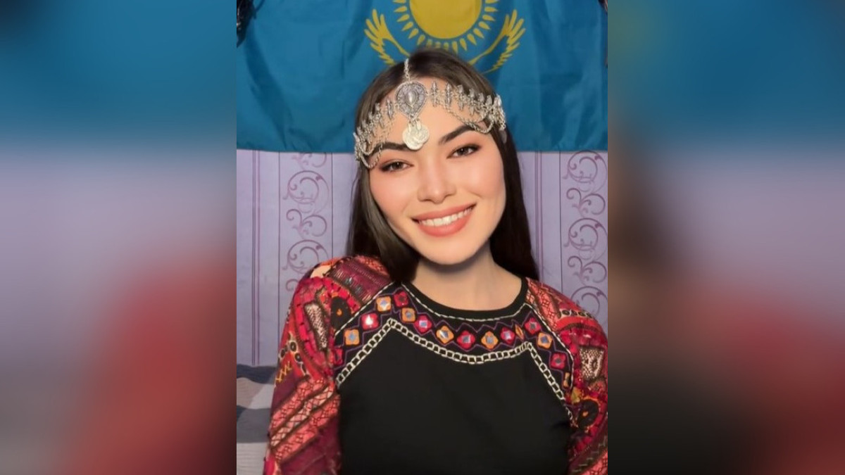 Красавица из казахстанской глубинки показала жизнь в деревне и стала звездой соцсетей