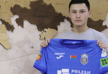 19-летний казахстанский футболист официально стал игроком европейского клуба