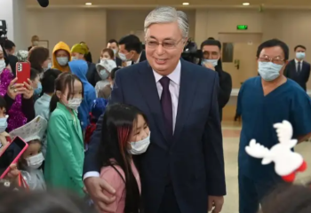 Президенттен сыйлықтың орнына бүйрек сұраған қыздың арманы орындалды