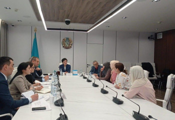 Министру труда на личном приеме озвучили свои проблемы жители разных регионов