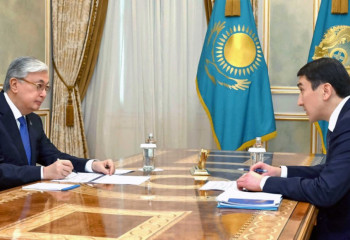 Tokayev receives head of KazMunayGas