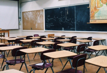 Мектепте жарылыс болып, жеті оқушы қаза тапты