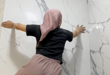 Келинка из Тараза самостоятельно сделала ремонт в ванной