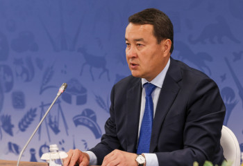 Alikhan Smailov arrives in Almaty