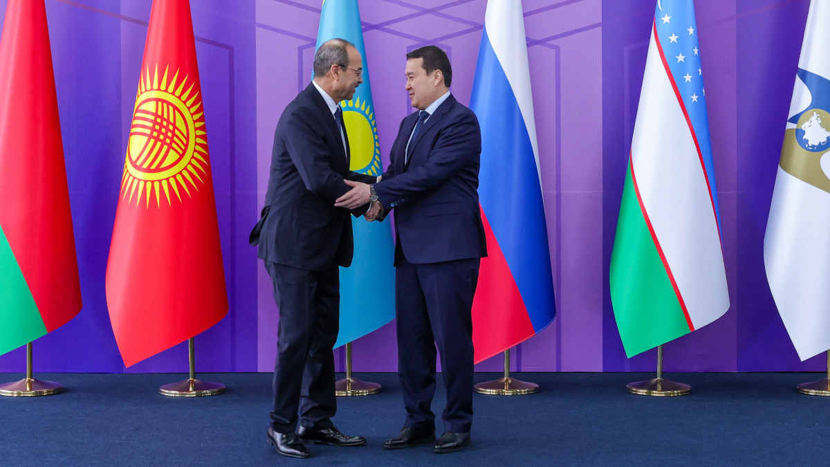  primeminister.kz 