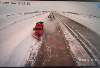 Колонна из 400 авто отправилась в Темиртау с сопровождением полиции