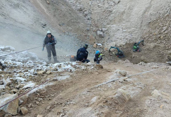Майқайыңда жер астына түсіп кеткен автобусты іздеу жұмыстары тоқтауы мүмкін