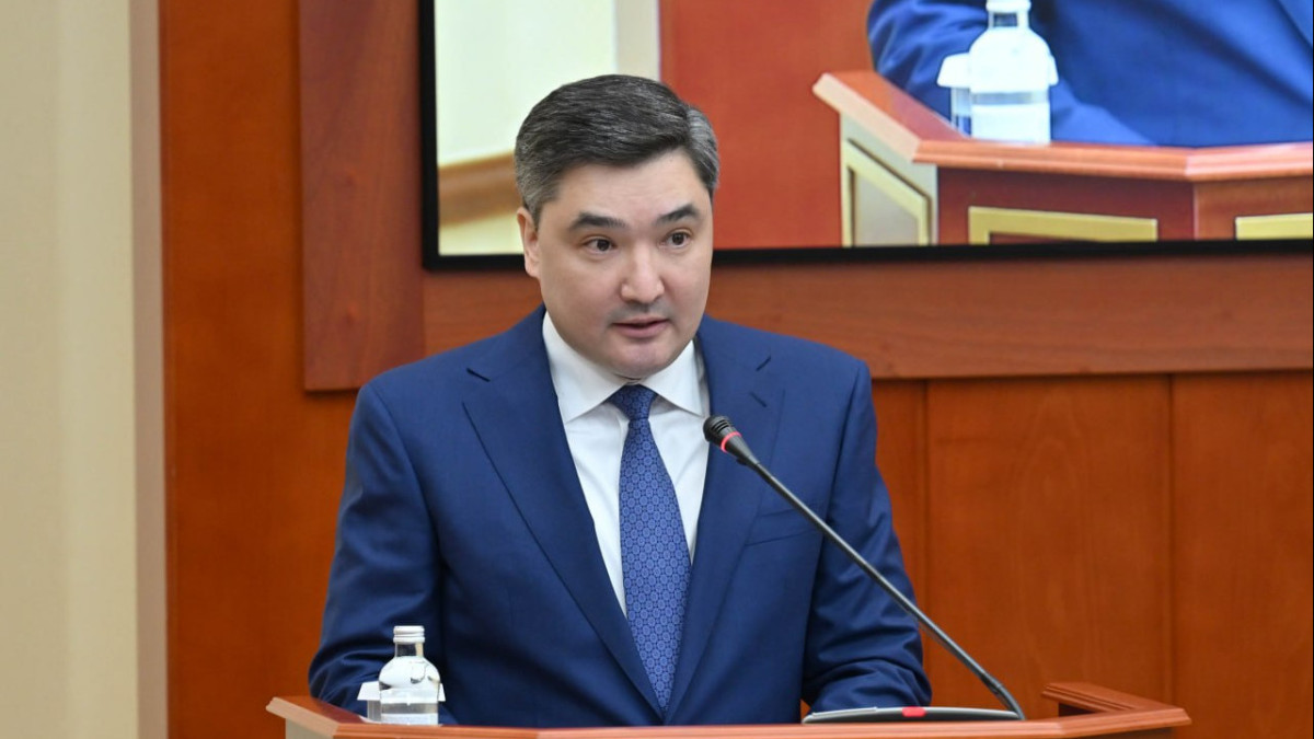 Новый этап управления: Олжас Бектенов возглавил правительство Казахстана
