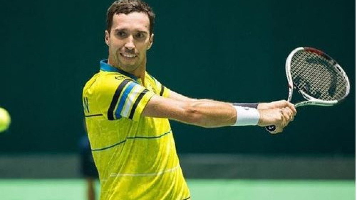 Теннисист из Казахстана с победы стартовал на турнире в Ноттингеме