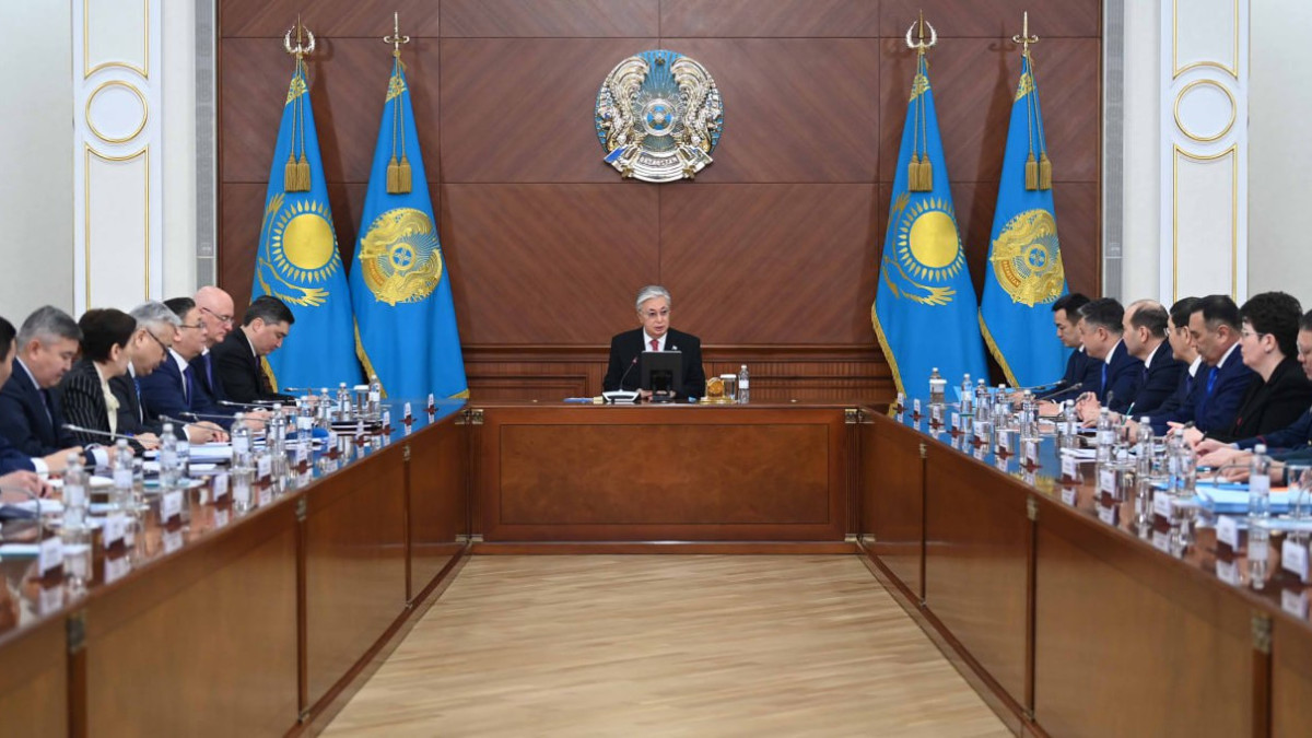Началось расширенное заседание правительства под председательством Президента Казахстана