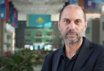 “Черная дыра без дыры” - профессор из казахстанского университета изучает загадку Вселенной