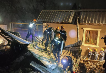 Оползень накрыл дома в Алматы