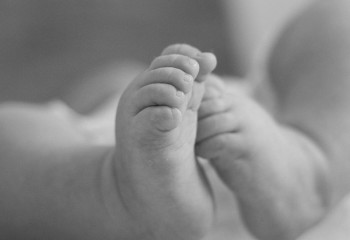 Екі баласын өлтірді деп күдікке ілінген әйел туралы тың дерек шықты