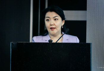 Ажар Ғиниятқызы жүктелген міндеттерді абыроймен атқарды - Ақмарал Әлназарова