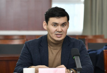 «Ешқашан бұғып қалған емеспін»: ең жас вице-министр болған Тамабек есеп берді