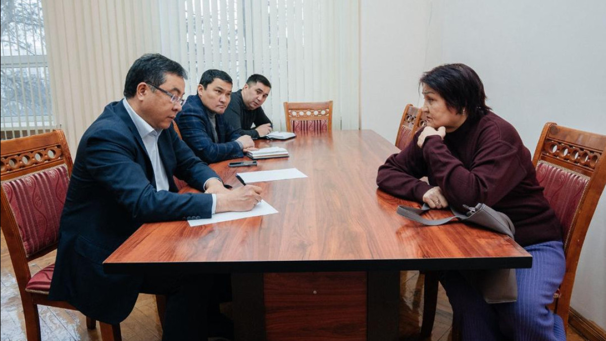  Абай облысының әкімдігі 