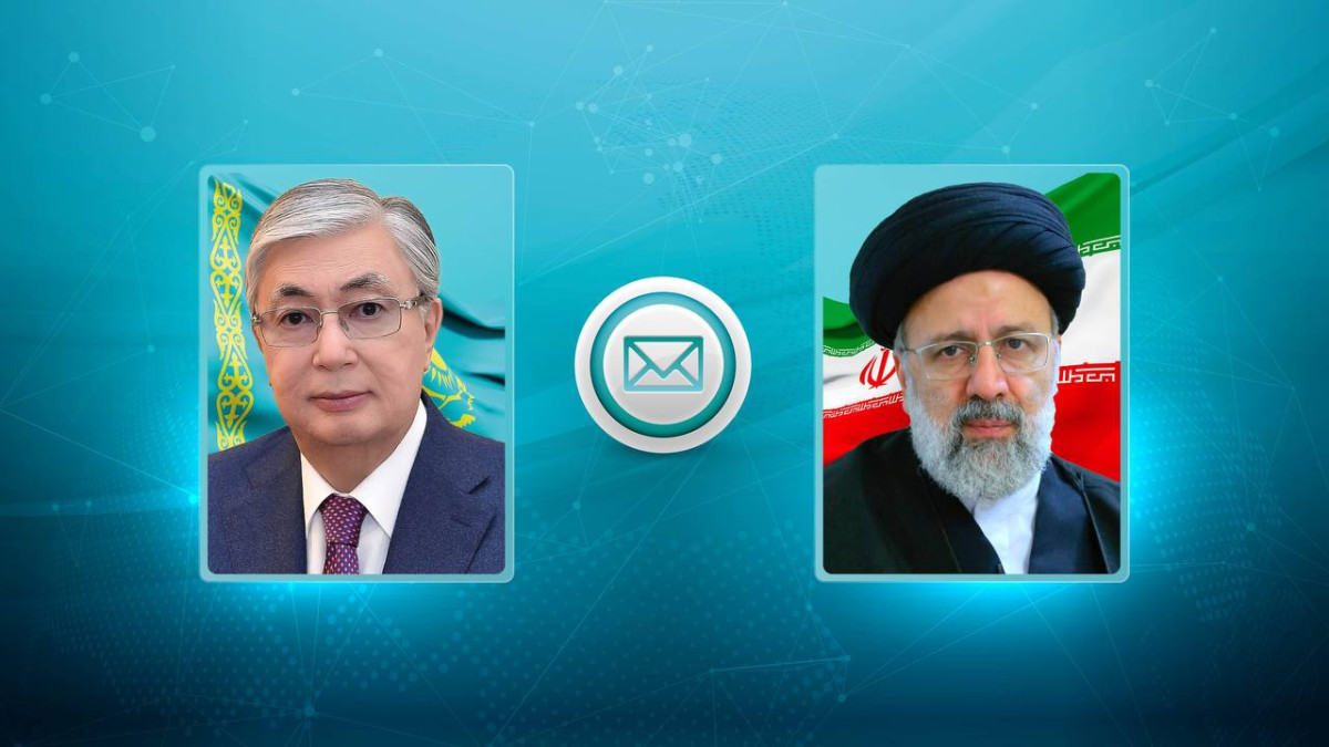 Глава государства поздравил президента Исламской Республики Иран