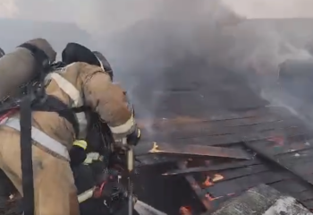 Өскемендегі өрт сөндірушілер мейрамханада шыққан өртті сөндірді