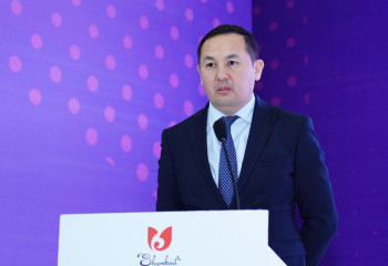 «Жас баланы мешітке шақырмаңыздаршы». Сәрсен Құранбек имамдарға үндеу жасады