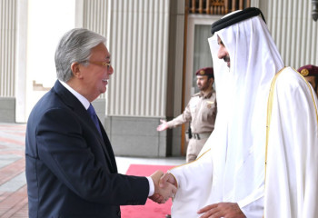 Tokayev arrives at palace of Emir of Qatar Diwan Amiri