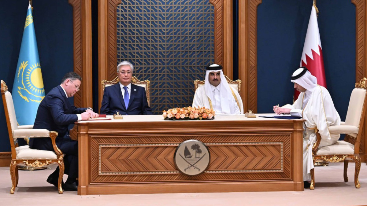 Президент Казахстана и Эмир Катара подписали ряд документов по итогам переговоров