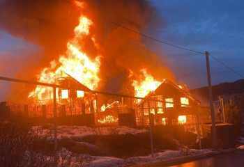 Алматыда ірі монша кешені  өртеніп жатыр