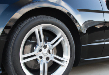 Казахстанцы бросились раскупать в Грузии автомобили